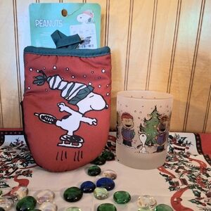 Peanuts Snoopy Mini Oven Mit Set & Frosted Snoopy/Charlie Brown Tumbler🎄